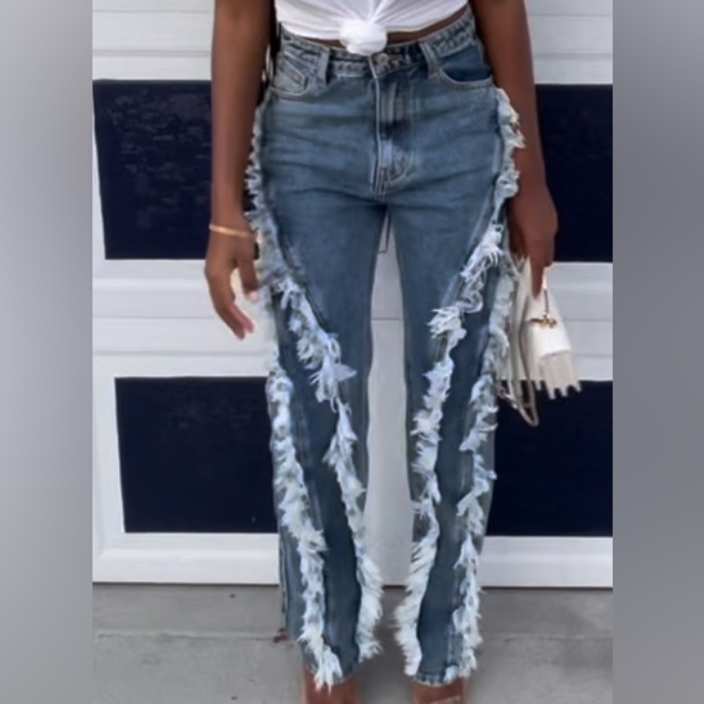 PrettyLittleThing Blue Distressed Straight Leg Jeans
